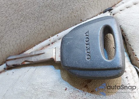 2005 Volvo Xc90 T6 z USA, uszkodzony, nr VIN YV1CZ852551205501